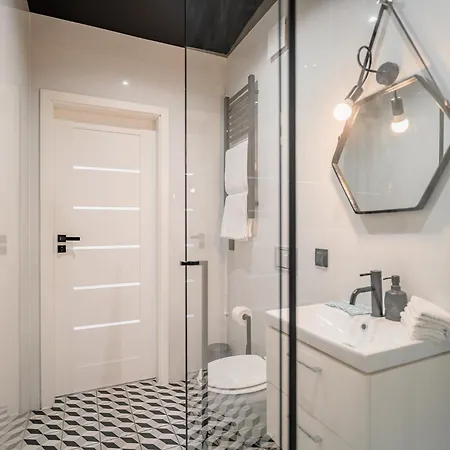 Old Town Siemieradzkiego By Hosty