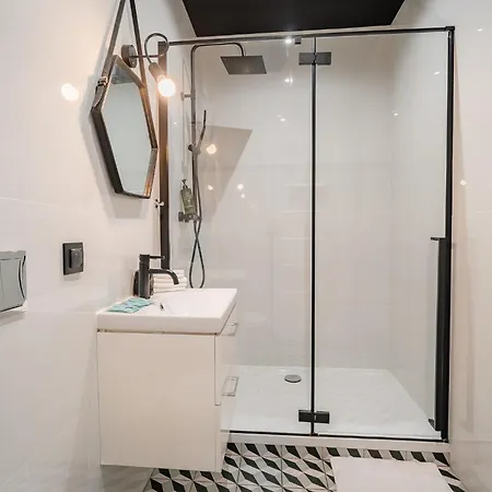 Old Town Siemieradzkiego By Hosty Daire Krakow